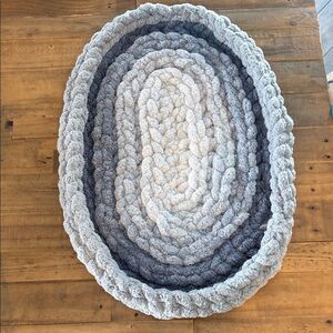Cozy Gray Braided nesting pod or pet bed